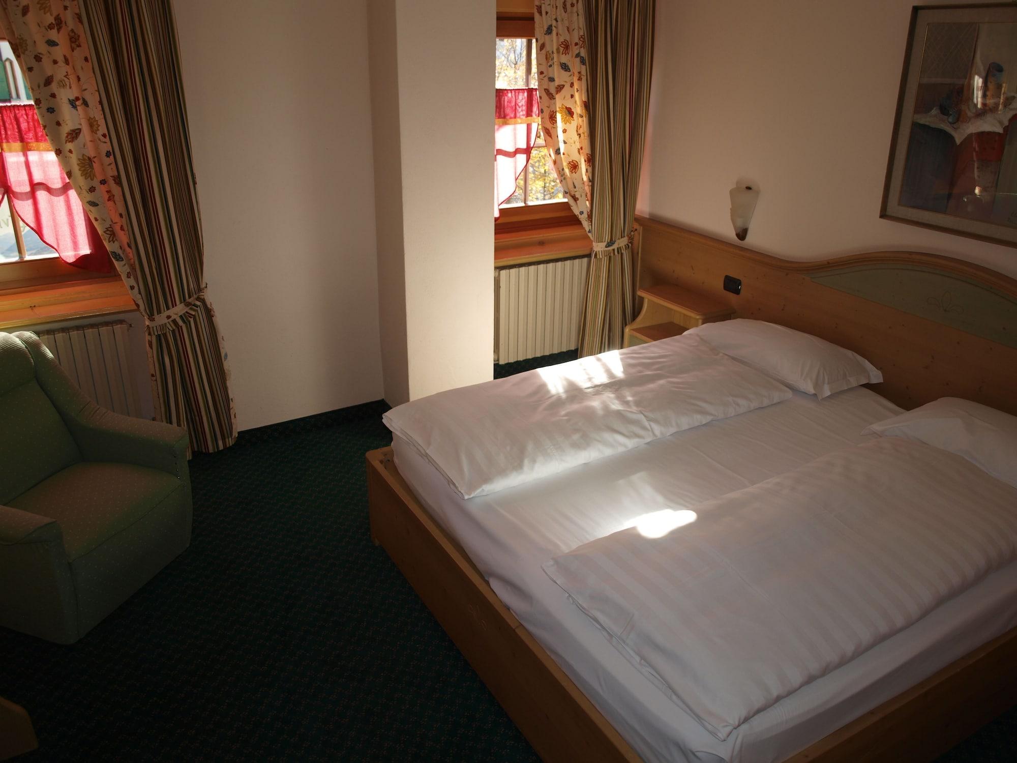 Hotel Alpina Livigno Eksteriør bilde
